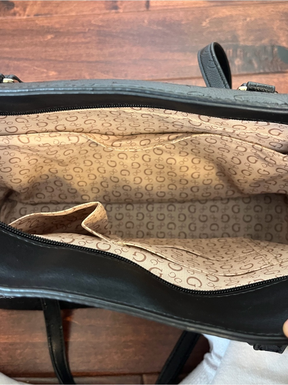 Vintage GUESS Tote Bag with Gold Hardware - Picture 2 of 3